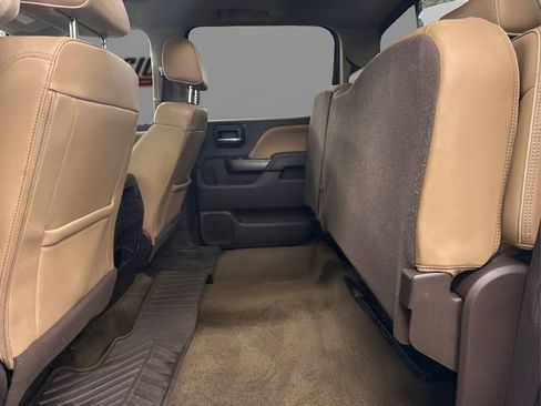 Used 2017 GMC Sierra 2500 Denali w/ Duramax Plus Package image 10