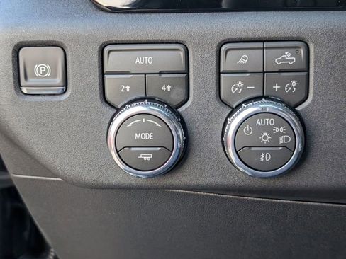 New 2026 GMC Sierra 1500 Elevation w/ Elevation Premium Package AWD/4WD image 18