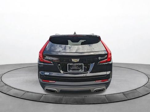 Used 2019 Cadillac XT4 Premium Luxury w/ Enhanced Visibility Package FWD image 5