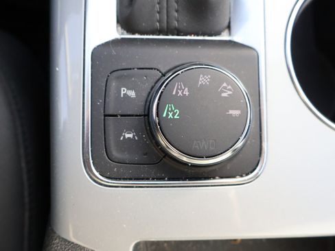 Used 2023 Chevrolet Blazer LT w/ Sound & Technology Package image 31