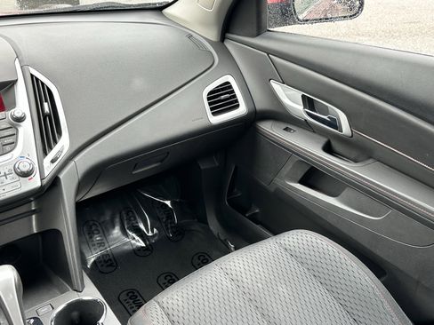 Used 2010 GMC Terrain SLE image 12