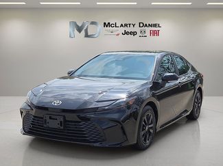 Used 2025 Toyota Camry LE FWD video 2