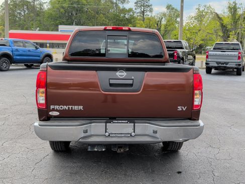 Used 2016 Nissan Frontier SV RWD image 12