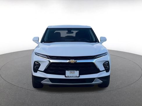 Used 2025 Chevrolet Blazer LT image 4