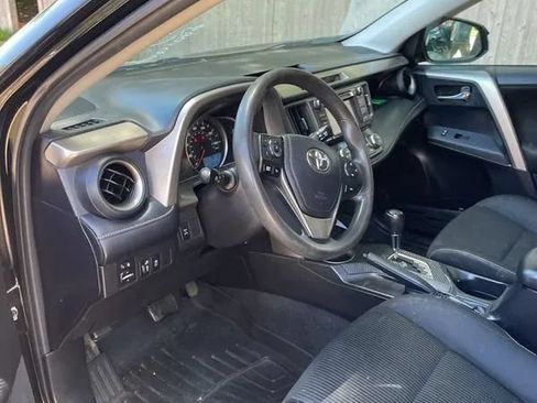 Used 2015 Toyota RAV4 XLE AWD/4WD image 27