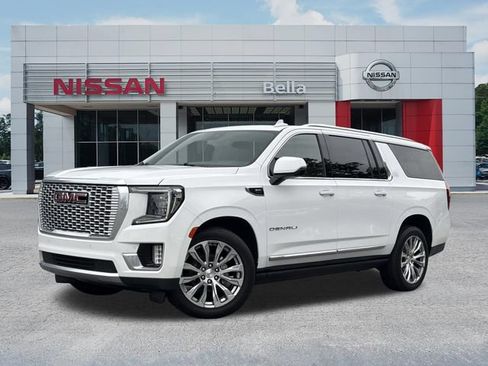 Used 2023 GMC Yukon XL Denali RWD image 1