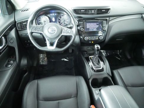 Used 2022 Nissan Rogue Sport SL AWD/4WD image 20