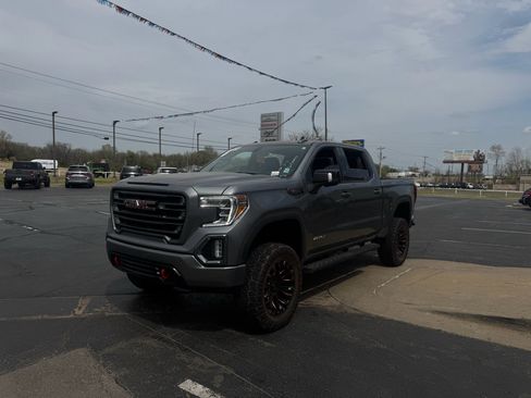 Used 2021 GMC Sierra 1500 AT4 image 4