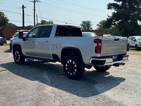 Used 2020 Chevrolet Silverado 2500 LT w/ All Star Edition AWD/4WD image 5