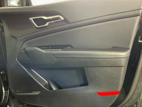 Used 2024 Kia Sportage EX image 27