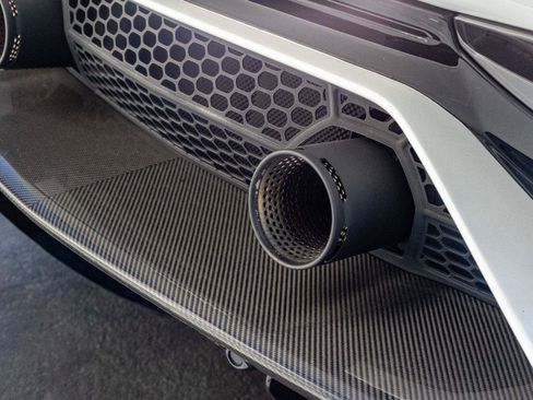 Used 2020 Lamborghini Aventador SVJ AWD/4WD image 52
