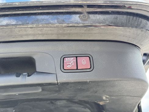 Used 2021 Mercedes-Benz GLE 450 GLE 450 image 24