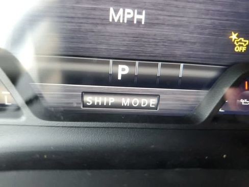 New 2026 RAM 1500 Express AWD/4WD image 25