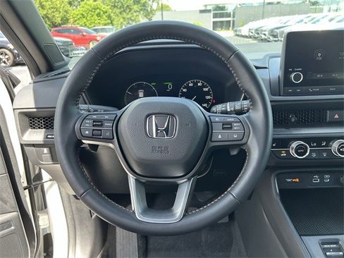 Used 2025 Honda CR-V Sport image 28