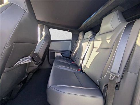 Used 2024 Tesla Cybertruck AWD Crew Cab image 13