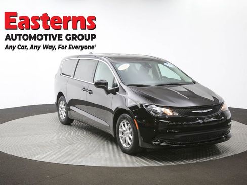 Used 2024 Chrysler Voyager LX image 48