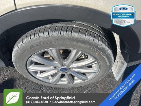 Used 2018 Ford Escape Titanium image 9