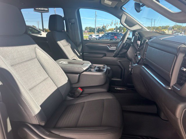 Used 2023 Chevrolet Silverado 1500 RST AWD/4WD image 18