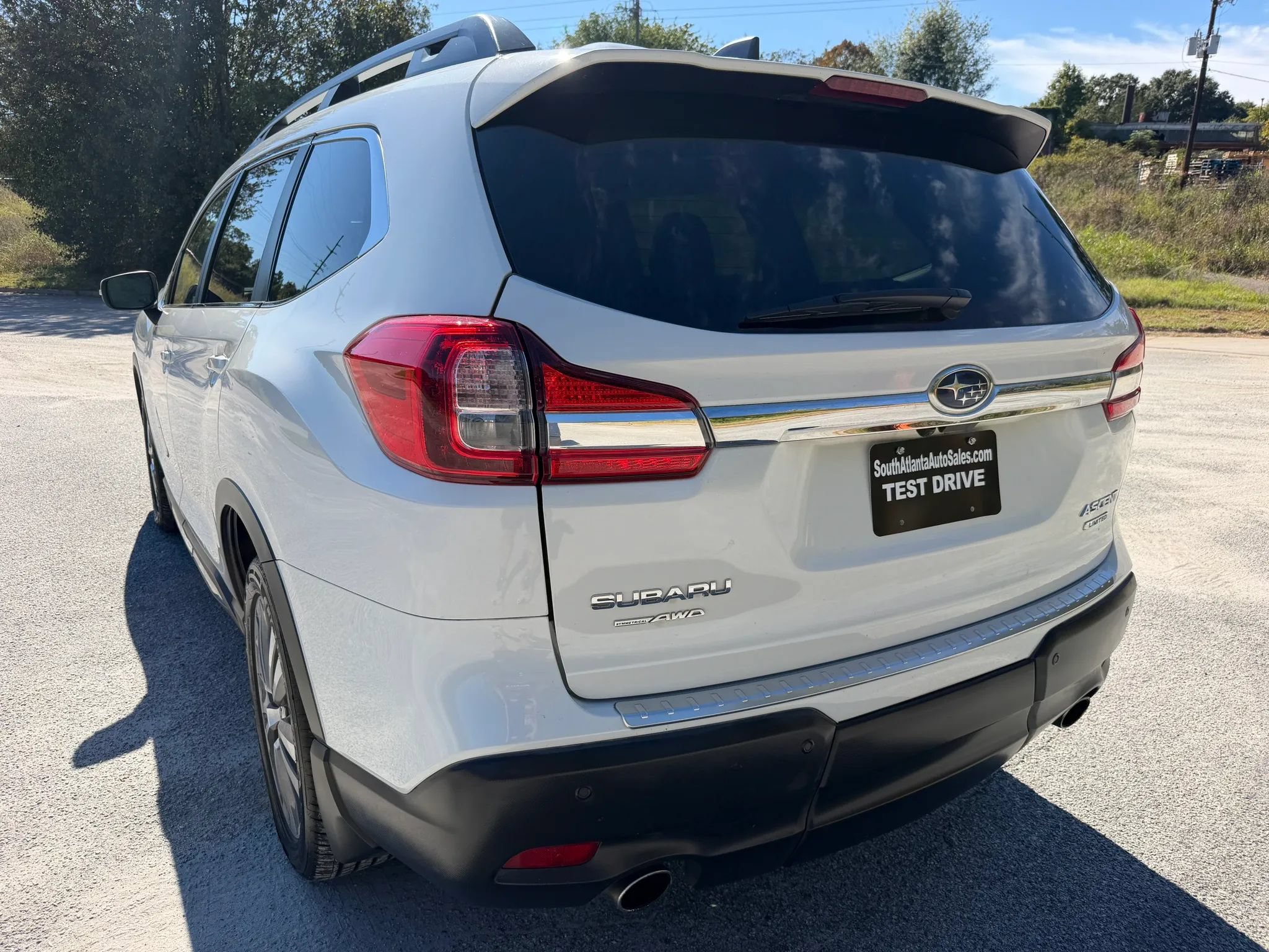 Used 2019 Subaru Ascent Limited AWD/4WD image 3