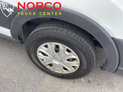 Used 2019 Ford Transit 350 XLT image 12