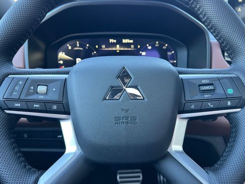 New 2026 Mitsubishi Outlander SEL image 26