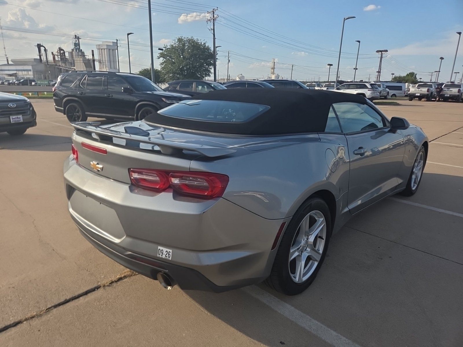 Used 2023 Chevrolet Camaro LT RWD image 5