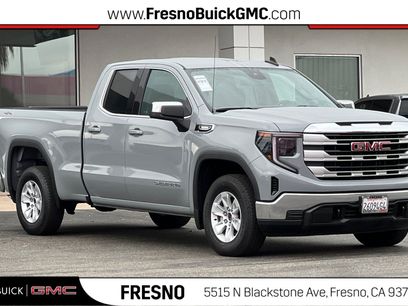Used 2025 GMC Sierra 1500 SLE
