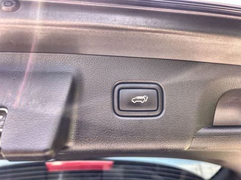 Used 2022 Hyundai Palisade SEL w/ Convenience Package FWD image 34