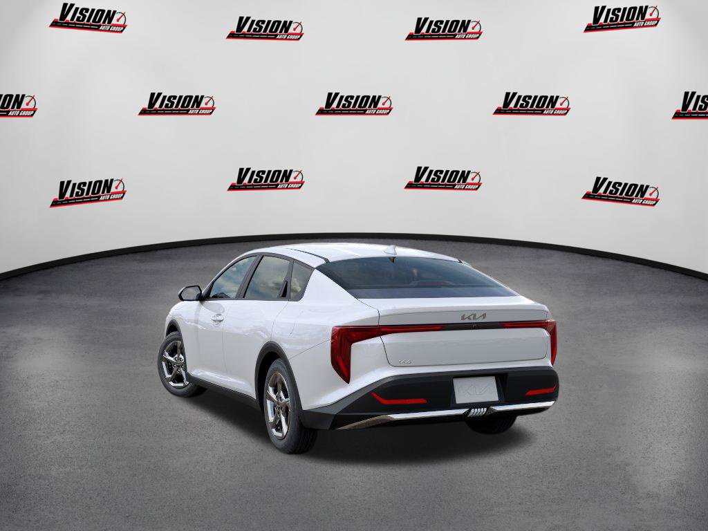 New 2026 Kia K4 FWD image 4