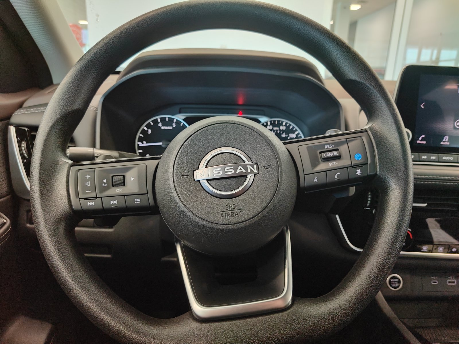 Used 2023 Nissan Rogue SV FWD image 14