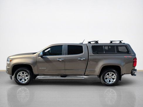 Used 2017 Chevrolet Colorado LT w/ Luxury Package, Chrome AWD/4WD image 6