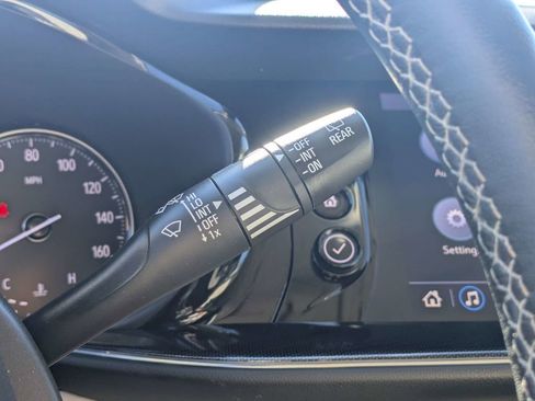 Used 2021 Buick Envision Essence FWD image 29