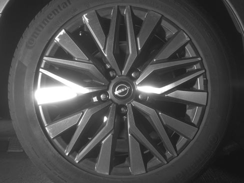 Used 2025 Nissan Altima 2.5 SV image 15