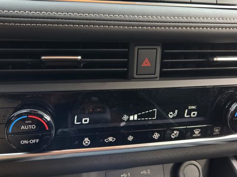 New 2026 Nissan Rogue SV w/ SV Premium Package FWD image 20