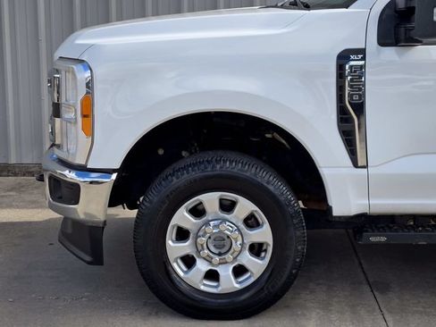 Used 2023 Ford F250 XLT AWD/4WD image 11