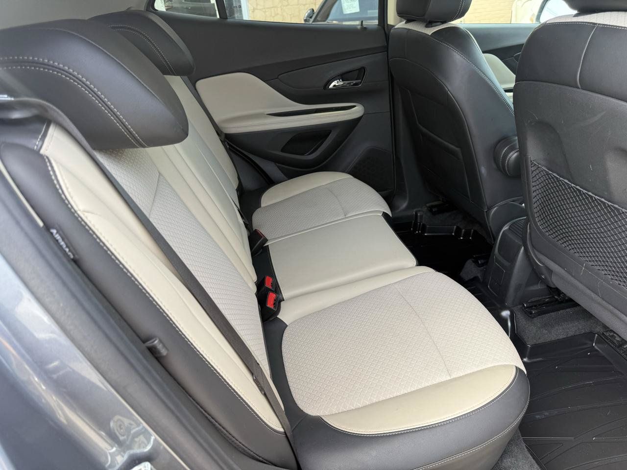 Used 2019 Buick Encore Preferred AWD/4WD image 17
