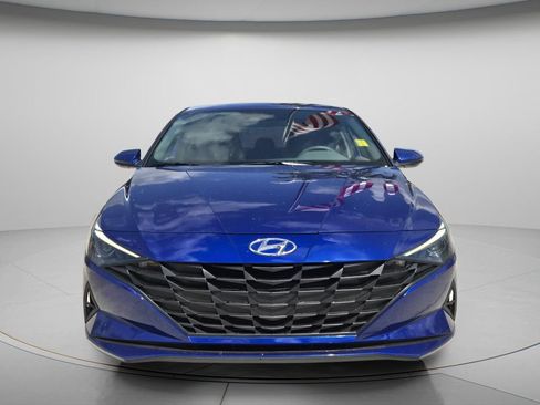 Used 2023 Hyundai Elantra SEL FWD image 4