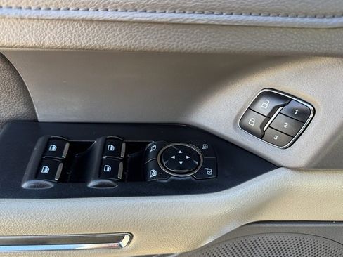 Used 2019 Ford Expedition XLT w/ Equipment Group 202A image 10