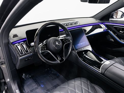 Used 2023 Mercedes-Benz S 580e S 580e image 9