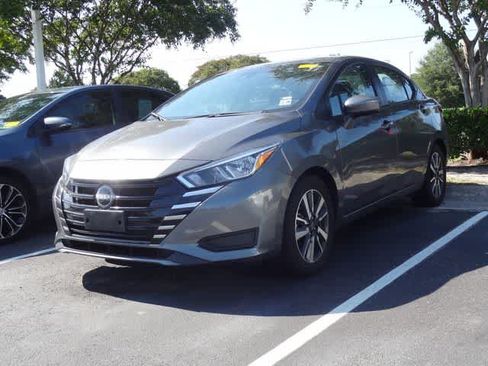 Used 2024 Nissan Versa SV FWD image 1