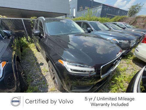 Certified 2022 Volvo XC90 T6 Momentum w/ Climate Package image 1