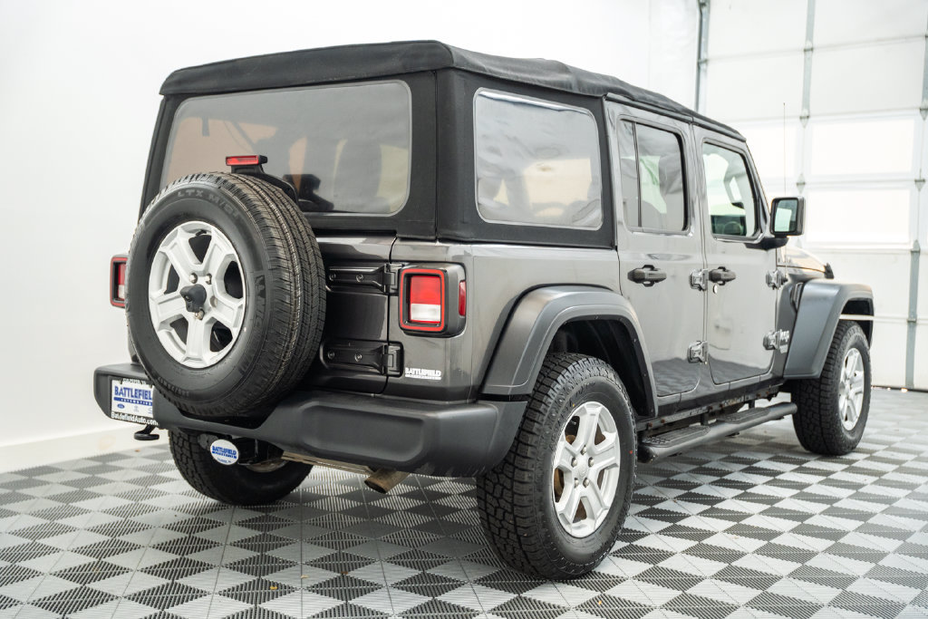Used 2018 Jeep Wrangler Unlimited Sport S AWD/4WD image 5