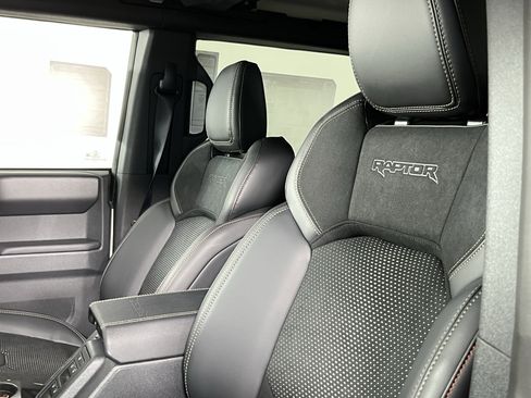 New 2025 Ford Bronco Raptor w/ Interior Carbon Fiber Pack image 16