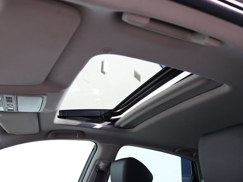 Used 2020 Honda Accord Touring image 38