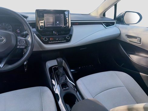 Used 2022 Toyota Corolla L FWD image 18
