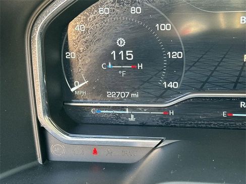 Used 2024 GMC Sierra 1500 Denali w/ Denali Reserve Package image 11