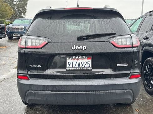 Used 2020 Jeep Cherokee Latitude image 4