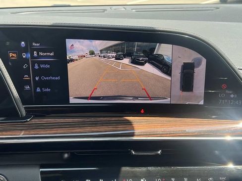 Certified 2024 Cadillac Escalade Luxury AWD/4WD image 21