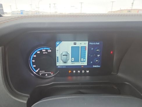 Used 2024 Ford Bronco Badlands image 16