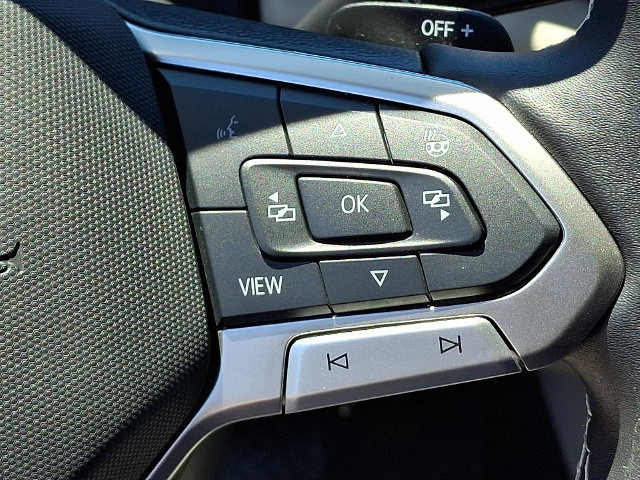 Used 2025 Volkswagen Atlas SE AWD/4WD image 21
